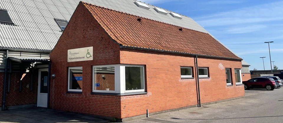 Hjælpemiddeldepotet set udefra