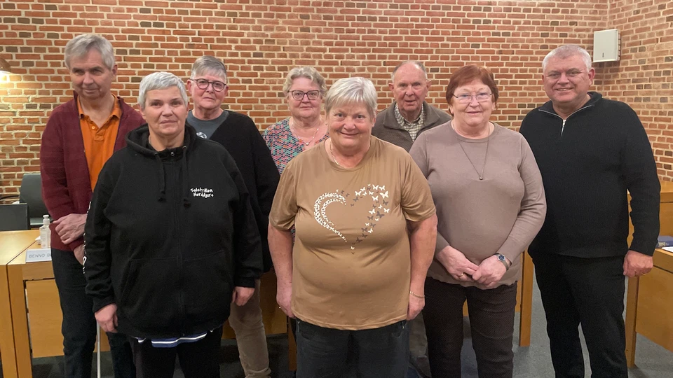 Fra venstre: Kaj Aagaard, Lisette Thorsen, Margit Kolding, Lone Kristensen, Eva Birch, Kai Hansen, Dagny Trans Arendt og Peter Thomsen.